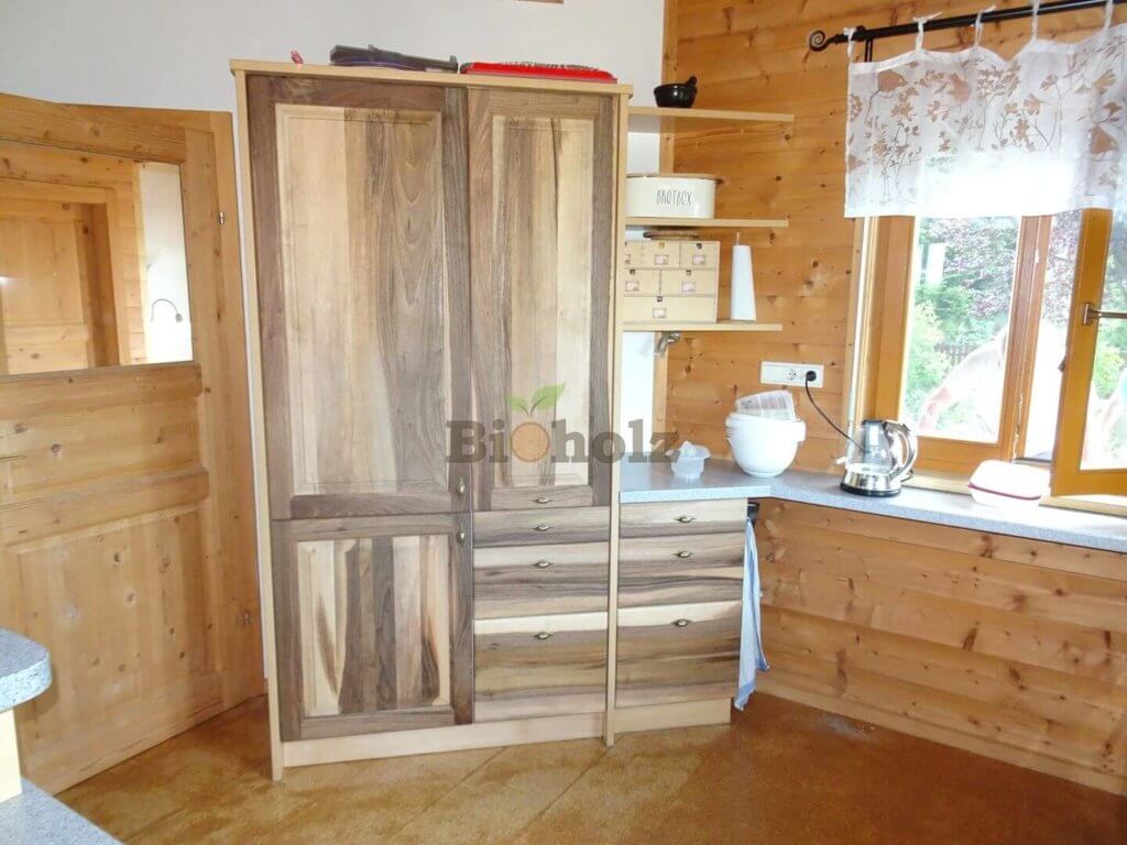 Nussküche - Massiv Bioholz