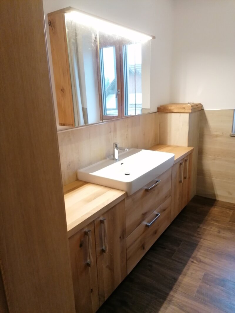 Badezimmerunterschrank aus Eiche – Bild 3