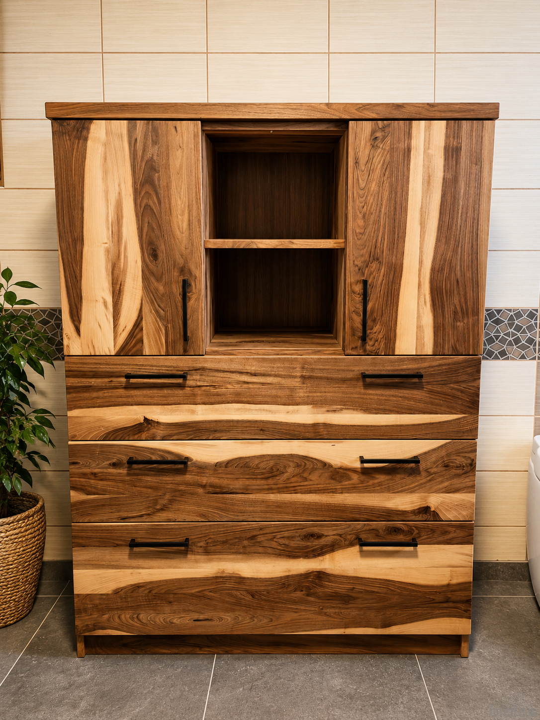 Massives Badezimmer aus Nussbaum – natürliche Eleganz und Funktionalität – Bild 2
