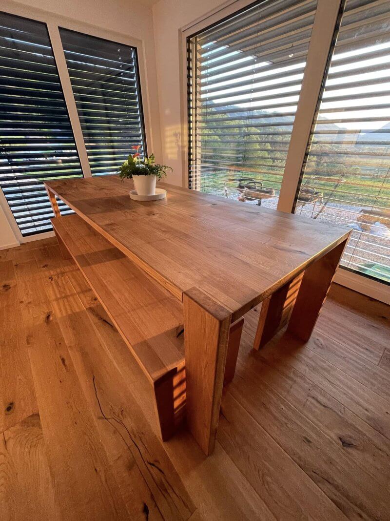 Esstisch aus Eiche mit zwei Bänken – 240 × 100 cm – Bild 5